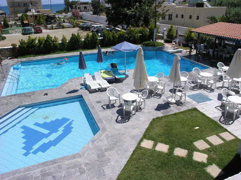 Lia Beachfront Apartments Stalós Exterior foto